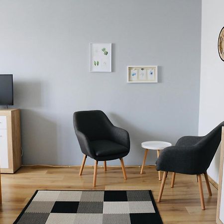 Levendula Apartman Pécs Extérieur photo