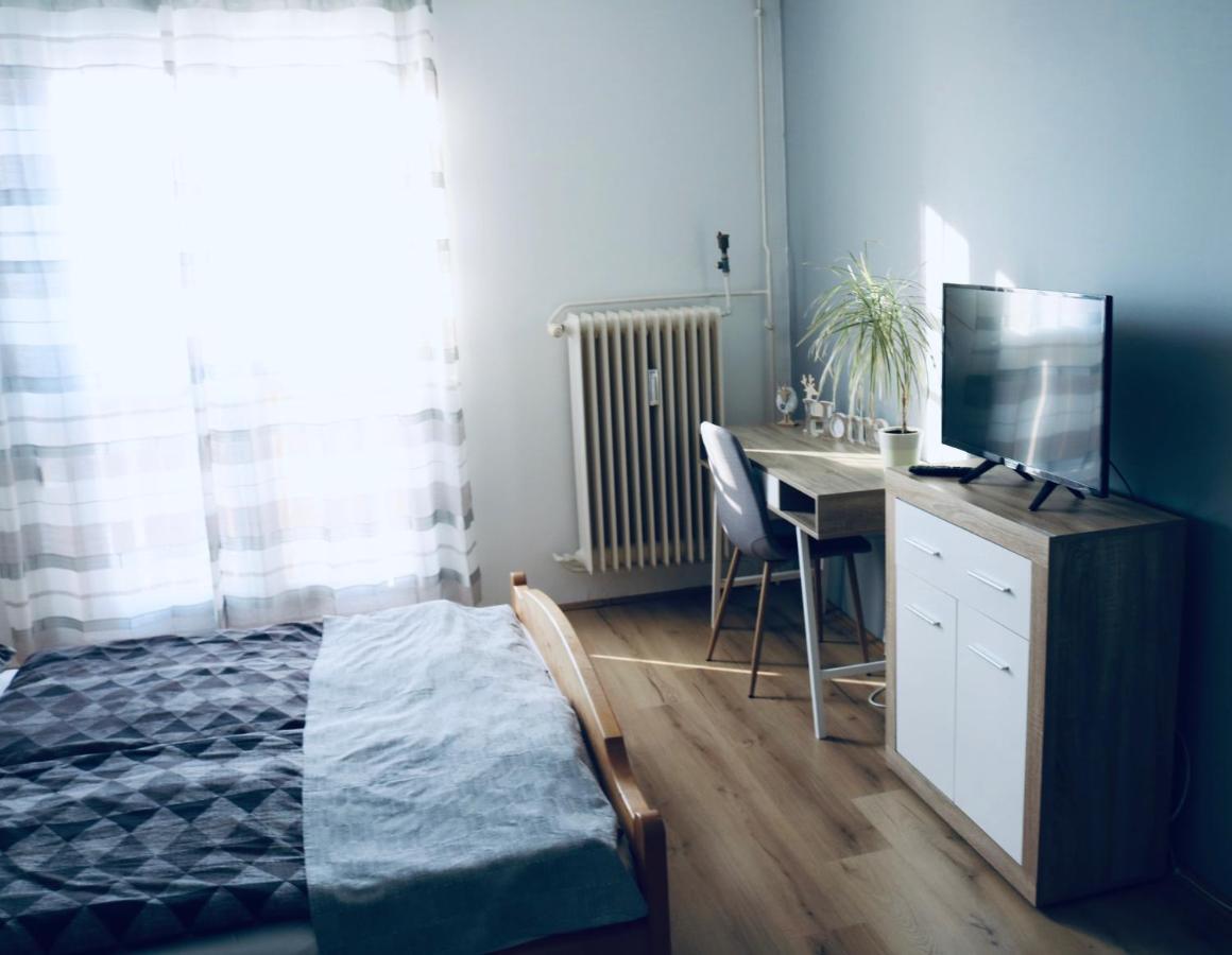 Levendula Apartman Pécs Extérieur photo